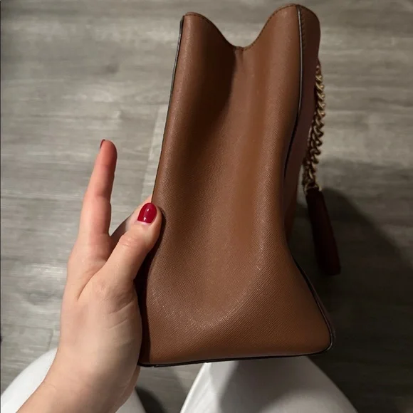 Michael Kors Susannah Large Leather Tote Bag — Luggage Brown - Picture 7 of 14